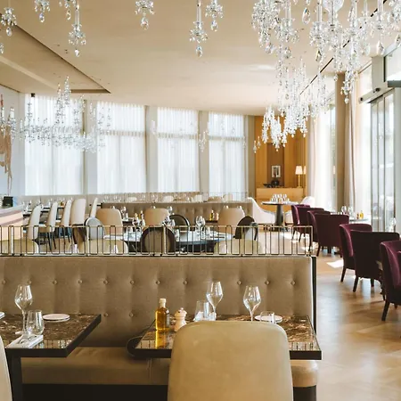Royal Champagne Hotel & Spa-3